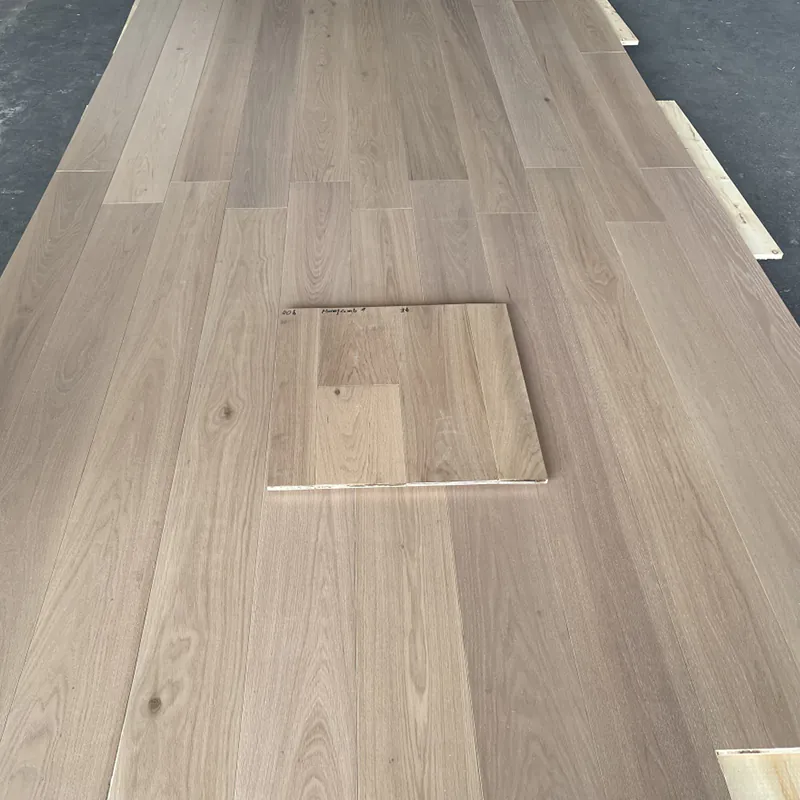 AMERICAN OAK FLOORING