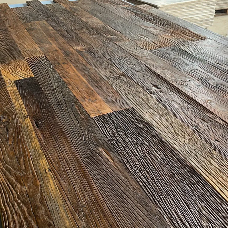 RECLAIMED ELM & PALLET WOOD FLOORING