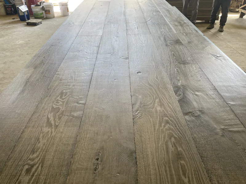 Dark Reactive Stain Shrunk Face Oak Flooring | Handcrafted Antique Finish