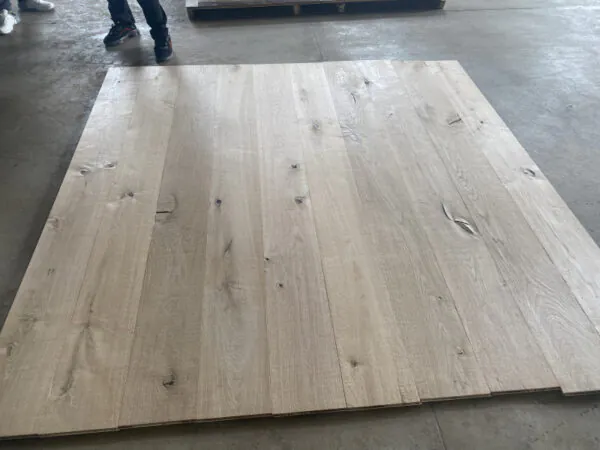 Unfinished Shrunk Face European Oak Flooring | Natural Grade Engineered Wood