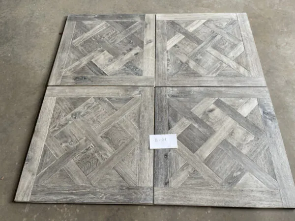 Versailles Pattern Shrunk Face Oak Flooring | Reactive Stain Antique Wood