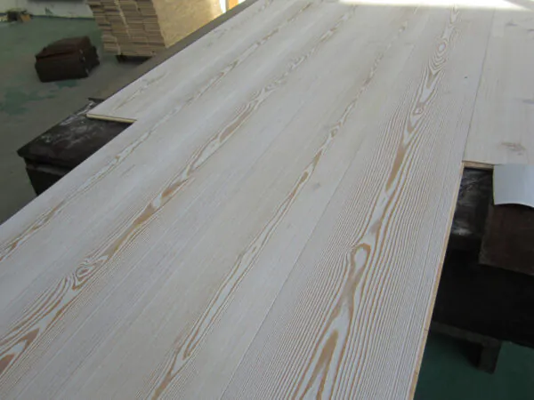 Natural & White Oil Larch Wood Flooring | Engineered Flooring with Unique Grain