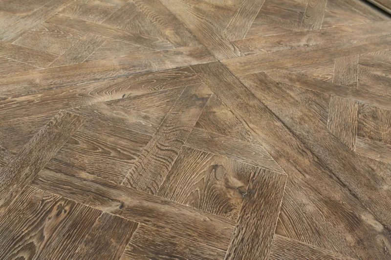 Versailles Pattern Shrunk Face Oak Flooring | Reactive Stain Antique Wood - Image 2