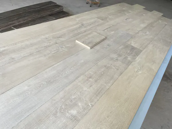 Light Reactive Stain Shrunk Face Oak Flooring | Textured Engineered European Oak