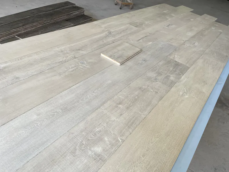 Light Reactive Stain Shrunk Face Oak Flooring | Textured Engineered European Oak